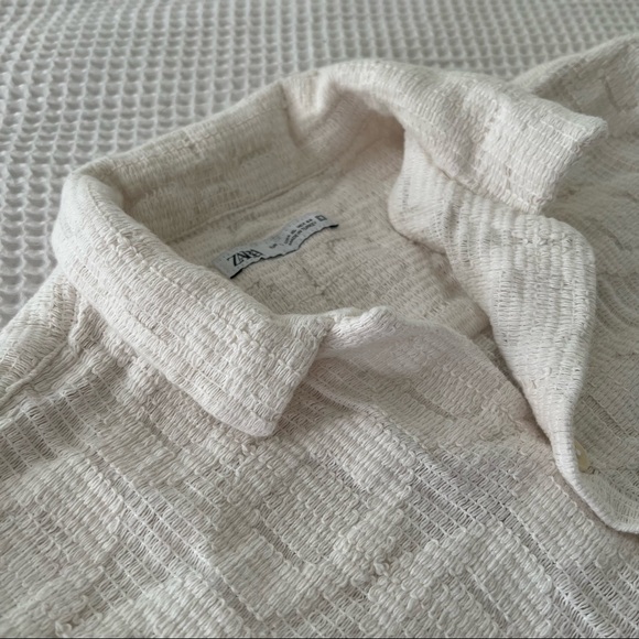 Zara Cream Short Sleeve Button Up - Picture 4 of 5